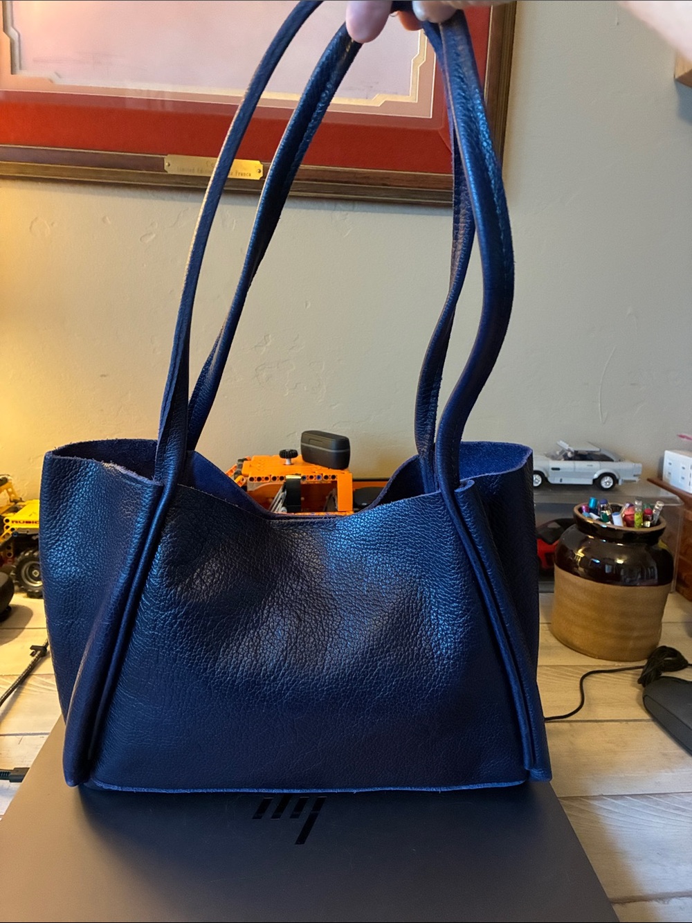 Portland Leather Verona Tote Navy Leather Tote Bag - Classic Everyday Carry
